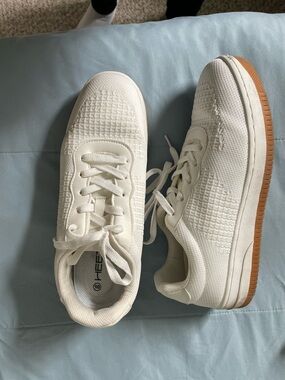 White Knit Sneakers with Gum Sole